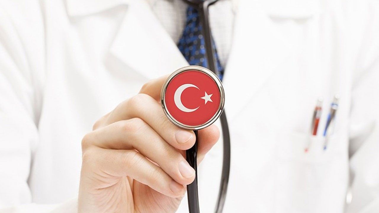 Ölüme meydan okuyan Türk doktorlarından başarılı operasyon