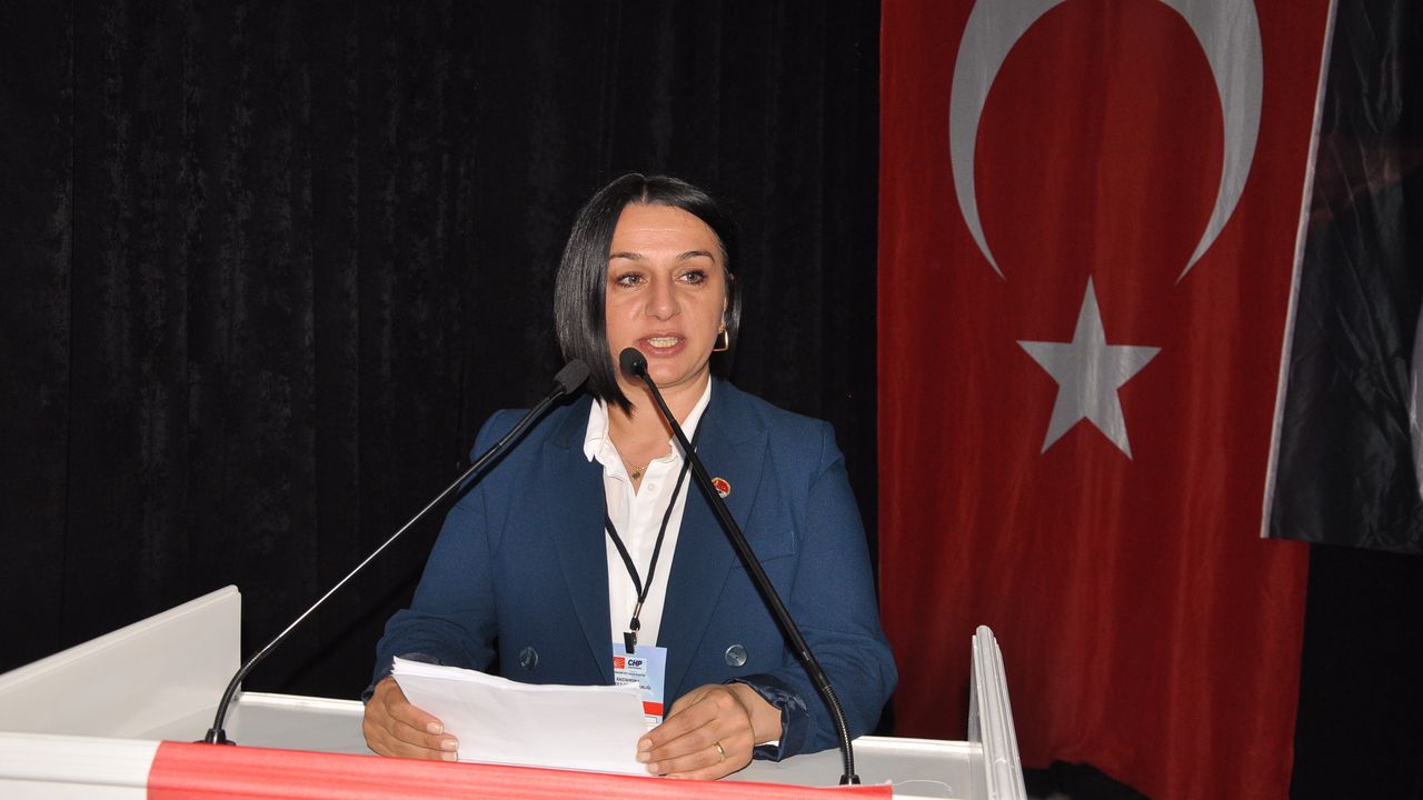 CHP Merkez İlçe’de güven tazeleyen Karabacak: “Merkezdeki oyumuz yeni zaferlerin habercisi”
