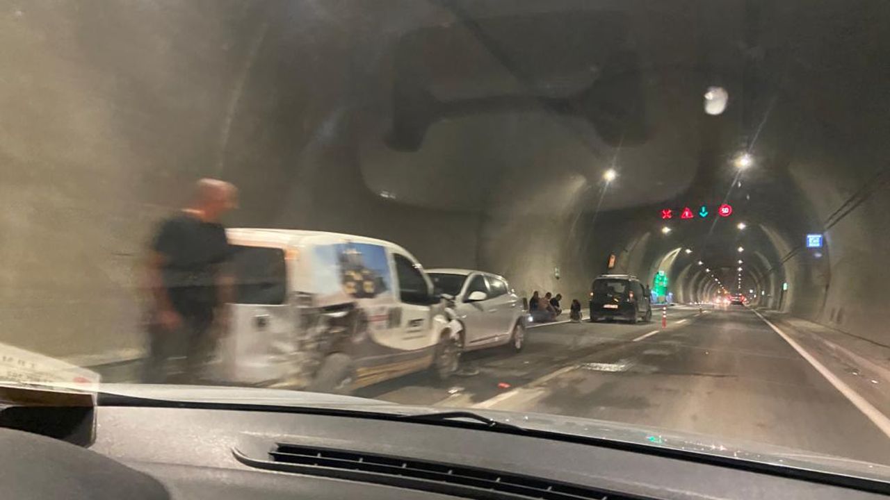 Ilgaz tünelindeki hatalı sollama trafik kazasına neden oldu