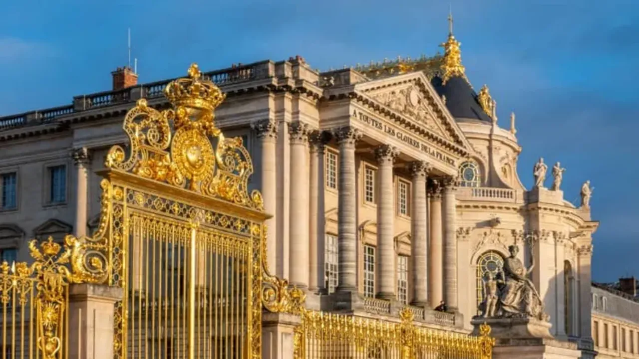 Versailles Sarayı'nda bomba ihbarı