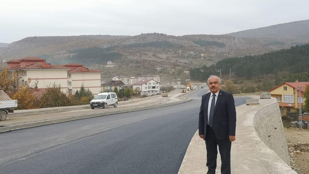 Şenol Yaşar: "Pınarbaşı çevre yolu bitmek üzere"