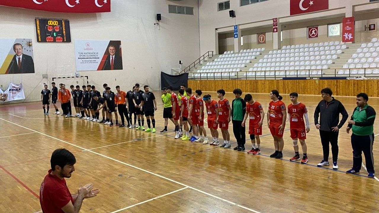 İneboluspor İstanbul'da Beşiktaş'a mağlup oldu