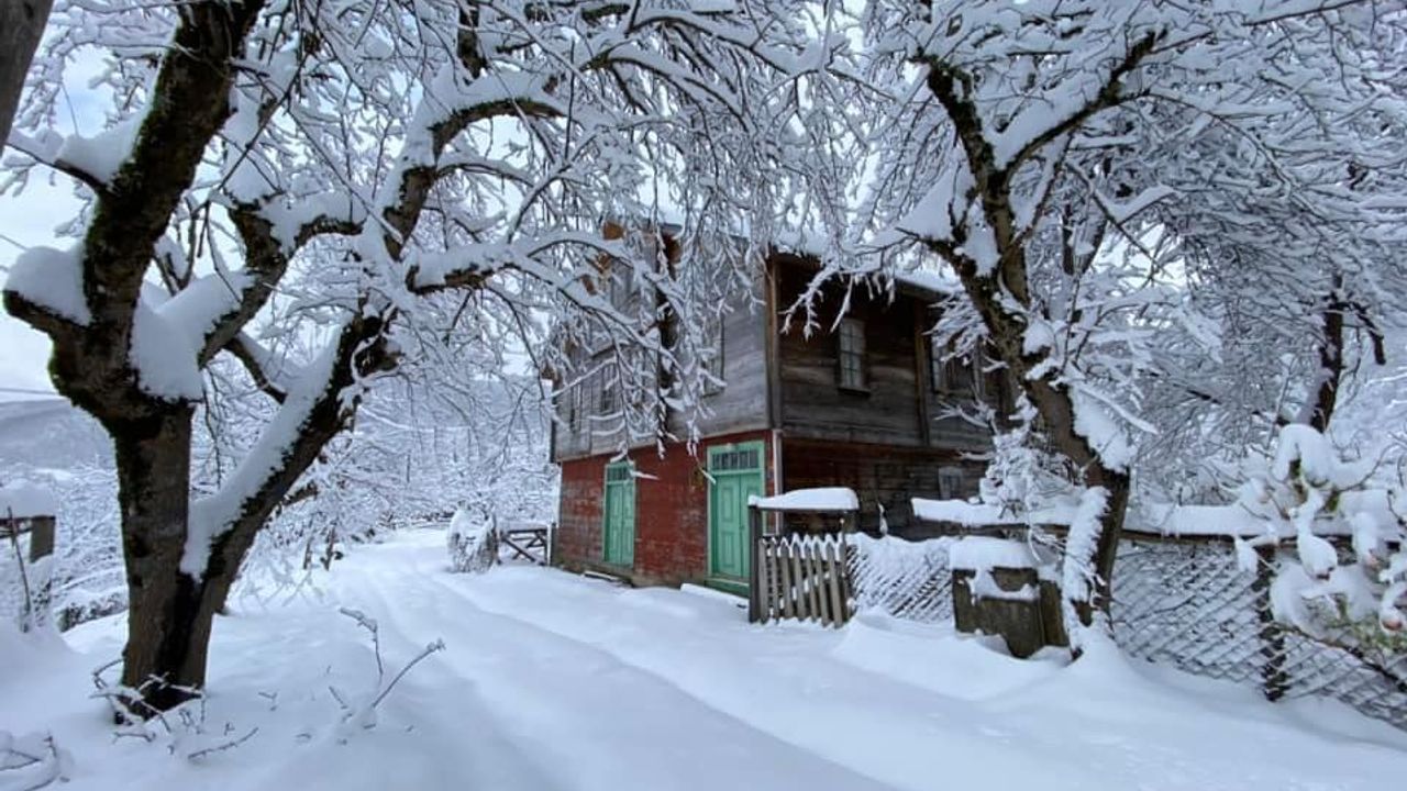 Kastamonu İnebolu'da kar güzelliği