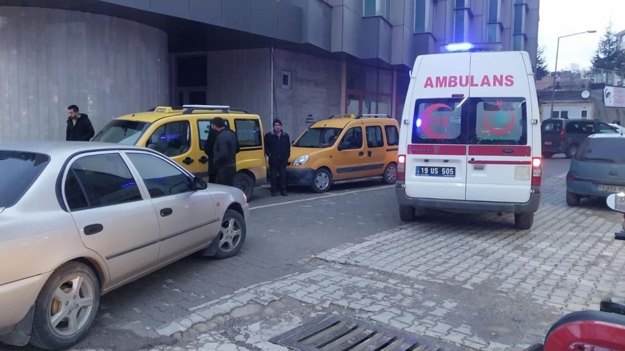 Sungurlu'da otomobilin çarptığı yaya yaralandı 
