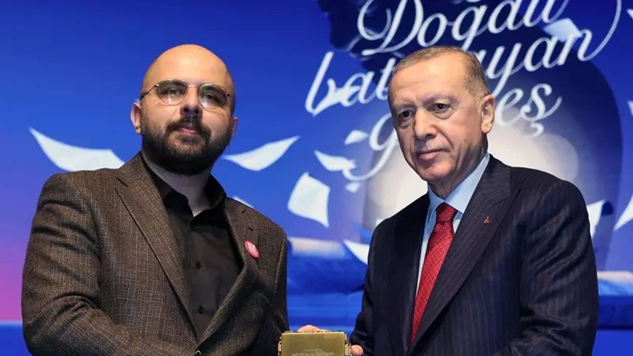 Kastamonulu yazar ödülünü Erdoğan’dan aldı