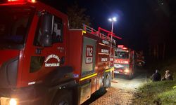 Taşköprü'de park halindeki otomobilde yangın çıktı