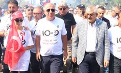 Özdağ: "Şerife Bacı ve Halime Çavuş ellerinden öpüyorlar Paşam”