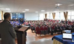 Kastamonu Fen Lisesi'nde "Yapay Zeka" söyleşisi