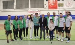 Cide'de 100. Yıl Voleybol Turnuvasında Şampiyon Azdavay