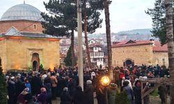 Kastamonu’da yeni yılın ilk sabahında aileler camilere akın etti