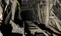 Ruhsatsız işletilen maden ocağı imha edildi