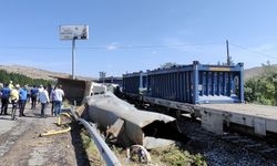 Komşu'da feci tren kazası: Ölü ve yaralılar var!