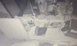 Kuzeykent'teki büfe hırsızlığı kameralara yakalandı