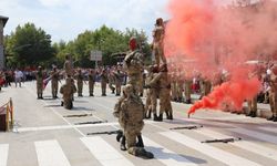 Komandolar, gösterileriyle Kastamonuluları hayran bıraktı