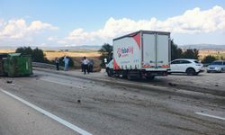 Kastamonu'da traktör ile kamyonet çarpıştı: 2 yaralı