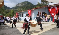 İnebolulu hayırsever, mezun olduğu okulu ayağa kaldırıldı