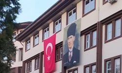 Kastamonu'da 10 Kasım’da ‘bayrak-poster’ krizi