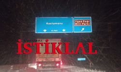 Yoğun kar yağışı nedeniyle Kastamonu-Ankara yolu ulaşıma kapandı