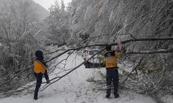 KOAH hastası, paletli ambulansla hastaneye yetiştirildi