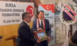 Bursa Kastamonulular Federasyonu’ndan Cengiz Aygün’e teşekkür plaketi verildi!