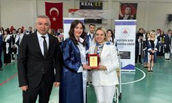 Yıllar sonra mezun olduğu okula vekil olarak gitti