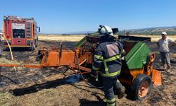 Kastamonu'da balya makinesi alev aldı, yangın tarlaya sıçradı