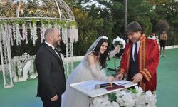 Yılmaz ve Saka ailelerinin mutlu günü