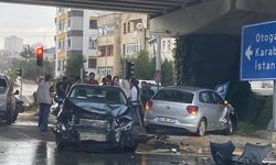 Sunta Kavşağı’nda kaza: 5 yaralı