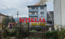 Kastamonu'daki çatı yangını kontrol altına alındı