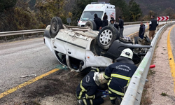 Kastamonu yolunda feci kaza: Otomobilde sıkıştılar...