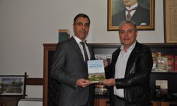 Nail Tan ve Eyüp Akman’dan “Gurur Kaynağımız Araçlılar”kitabı