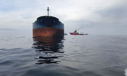 Uluslararası sularda saldırıya uğrayan gemi Sinop’a sığındı