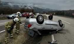 Karabük-Kastamonu yolunda otomobil takla attı