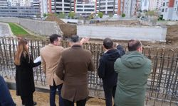 Kastamonu'nun yeni köprüsü Karaçomak üzerinde yükseliyor