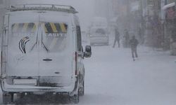 Kar yağışı Kastamonu’da eğitimi etkiledi: Taşımalıya tatil!