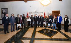 Vali Meftun Dallı özel bireylerle bir araya geldi