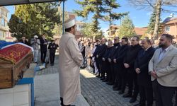 Vekil Uluay’dan babannesine son görev