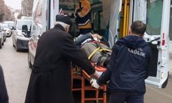 Direksiyon hakimiyetini kaybetti, yola savruldu!