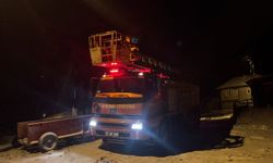 Azdavay’da çatı yangını paniği