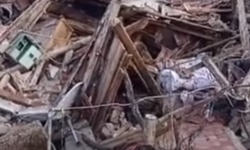 Kastamonu'da iki katlı ev çöktü