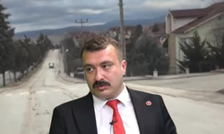 Muhtar Çölez’den çamur tepkisi: “Modernleşme bu mu?”