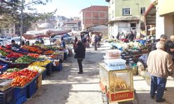 Kastamonu'da pazara güneş, bereketiyle geldi