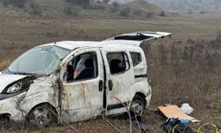 Tosya D-100’de savrulan otomobil takla attı: 1 yaralı