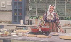 Yöresel kıyafetini giydi, Azdavay’ı TRT Türk’e taşıdı