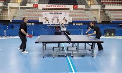 Kastamonu’da sağlık çalışanları turnuvada ter döktü