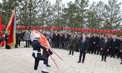 Kastamonu’da 18 Mart programı çelenk sunumuyla başladı