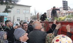 Kastamonu'da dağıtılan 12 bin fidan kapış kapış gitti