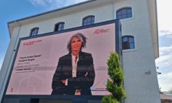 Duayen gazeteci Şenay Düdek meslekte 50. yılını sergiyle taçlandırıyor