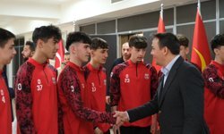 GMG Kastamonuspor U-16’dan Başkan Baltacı’ya ziyaret