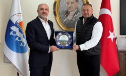 Gurbetten memleket Şenpazar'a anlamlı destek